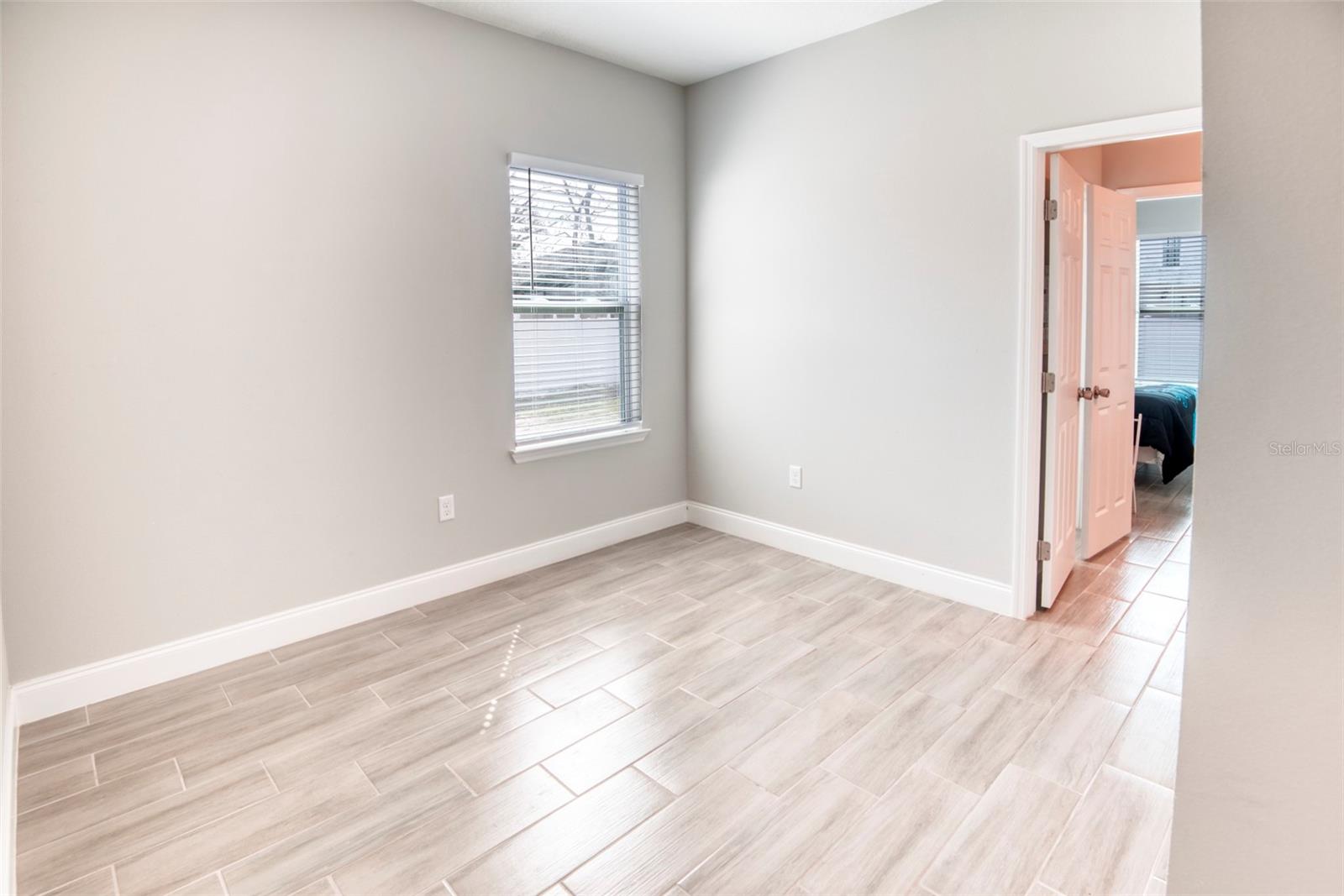 125 Inconnu Ct Property Photo 24