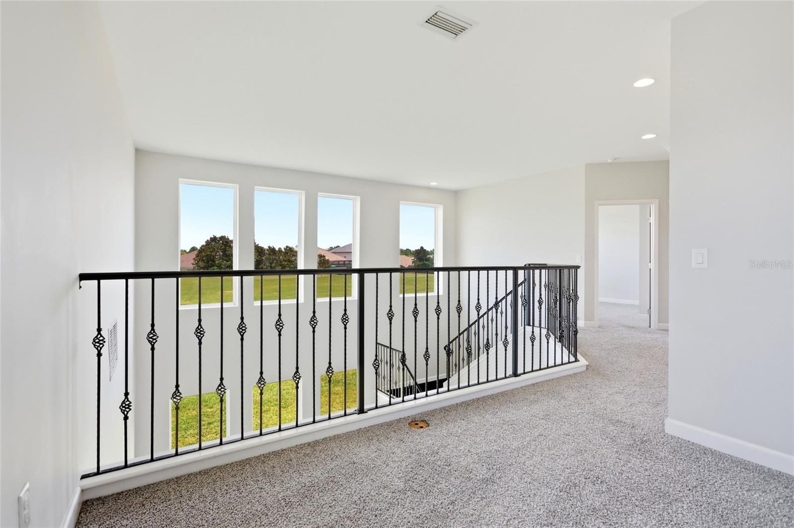2562 Heritage Green Ave Property Photo 41