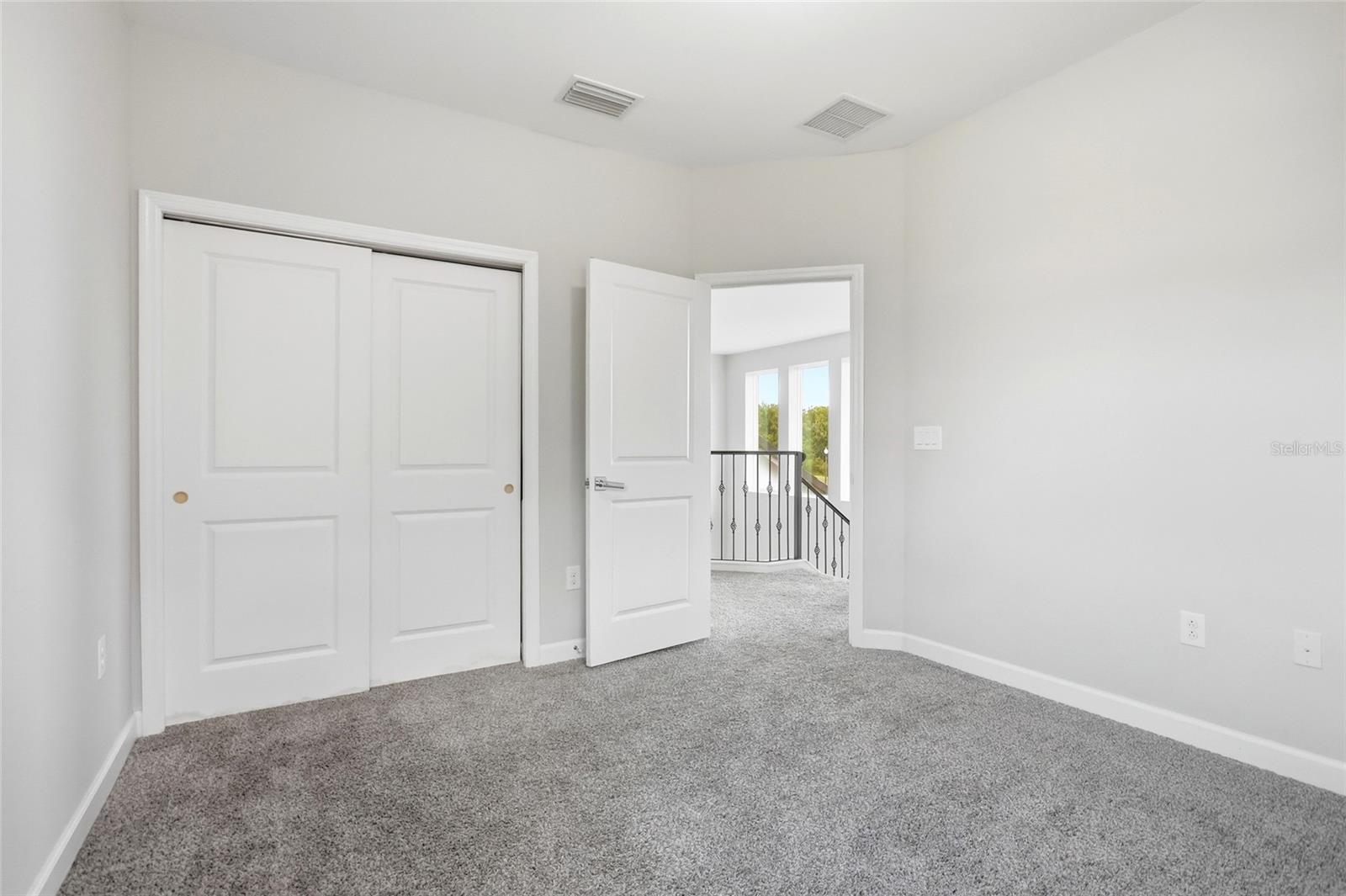 2562 Heritage Green Ave Property Photo 47