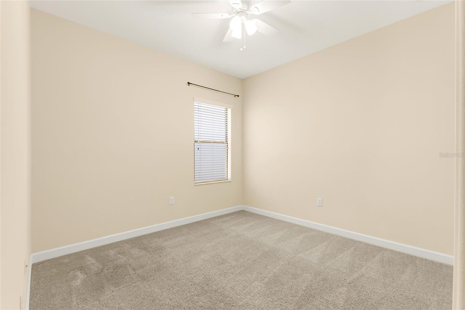 1317 Gleneagles Ln Property Photo 10