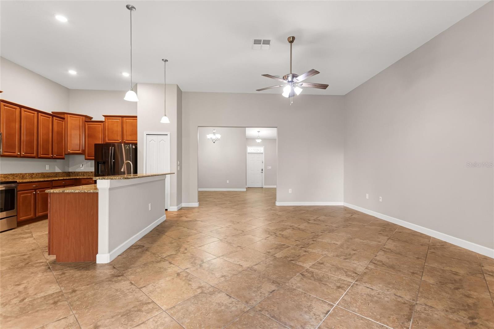 1317 Gleneagles Ln Property Photo 17