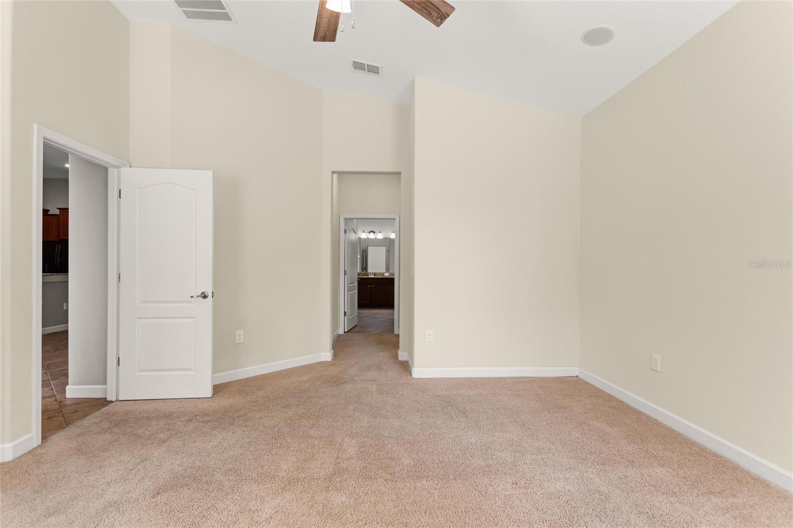 1317 Gleneagles Ln Property Photo 28
