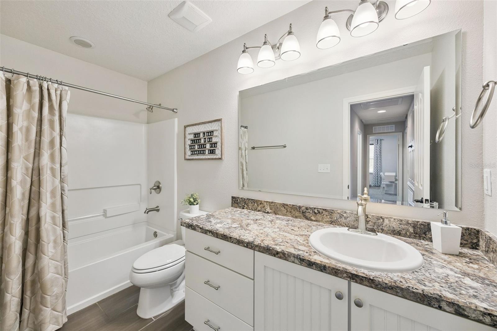 2331 Avellino Ave Property Photo 27