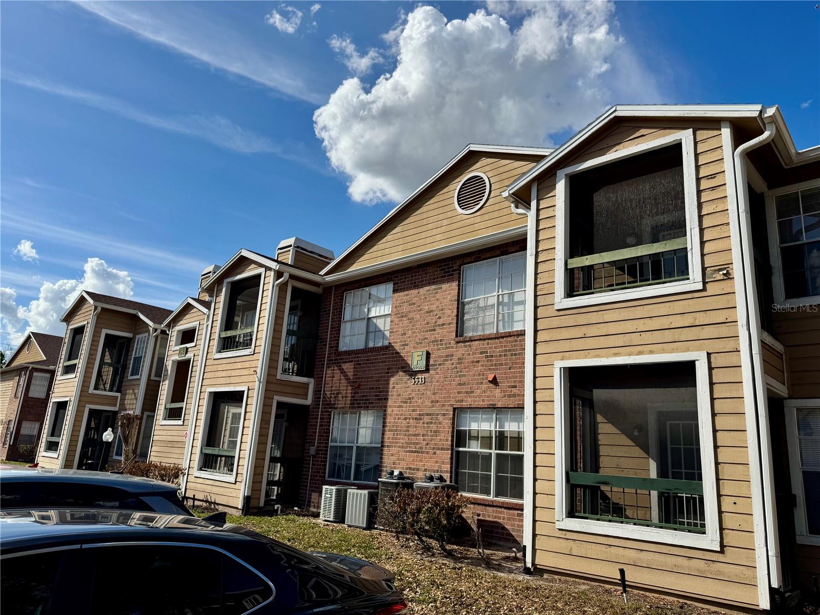 5533 Chrishire Way #f207 Property Photo 4