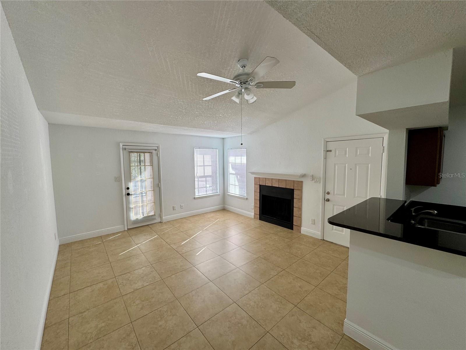 5533 Chrishire Way #f207 Property Photo 11