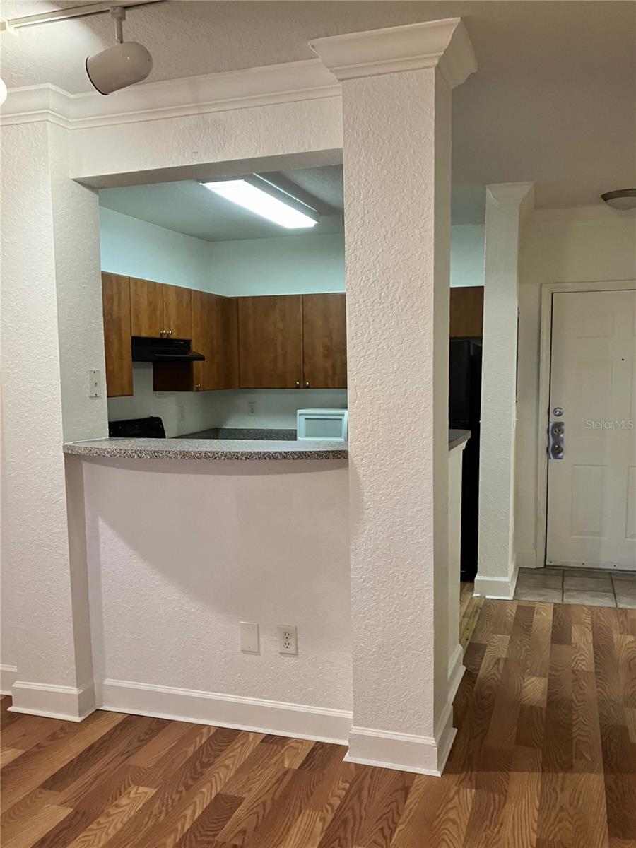 304 E South St #2029 Property Photo 4
