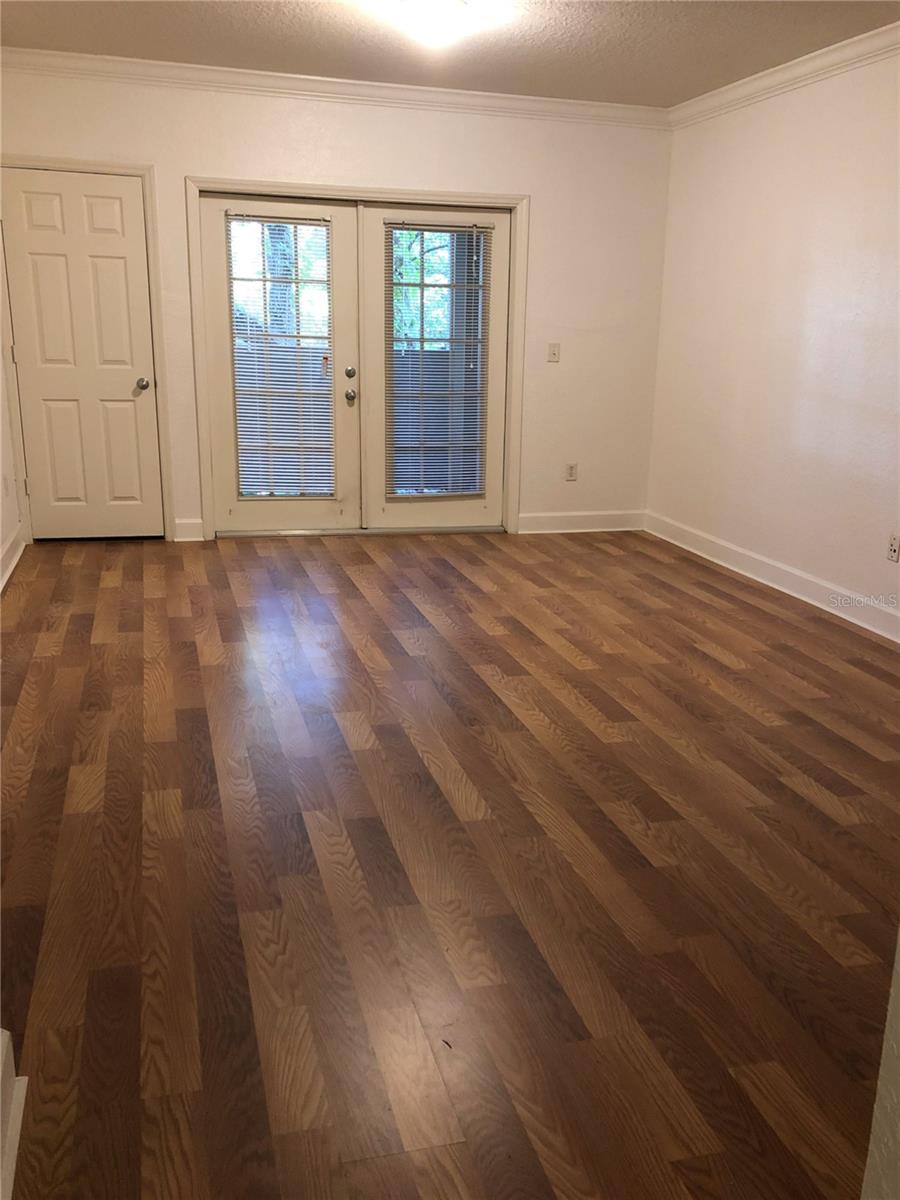 304 E South St #2029 Property Photo 9