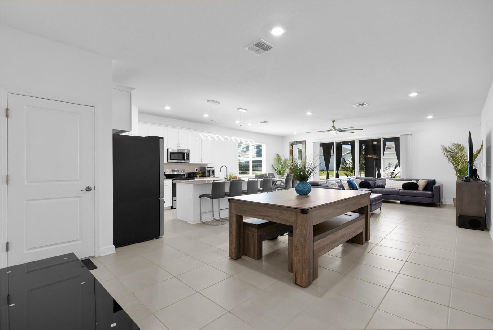 4064 Redbridge Loop Property Photo 8