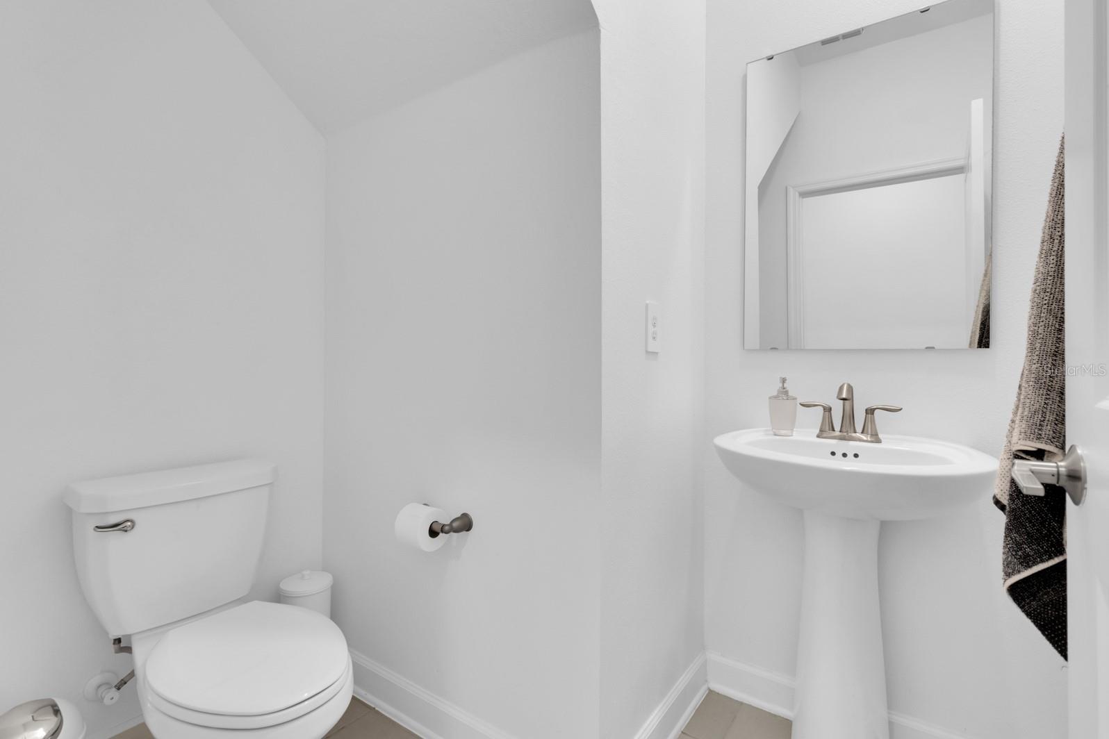 4064 Redbridge Loop Property Photo 10
