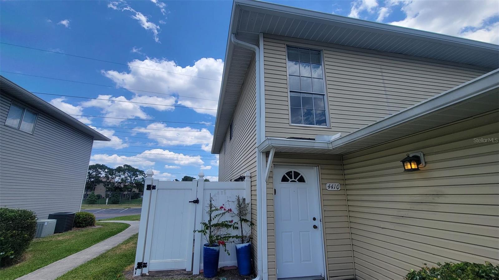 4410 SHADOW CREST PL #41-2 Property Photo 1