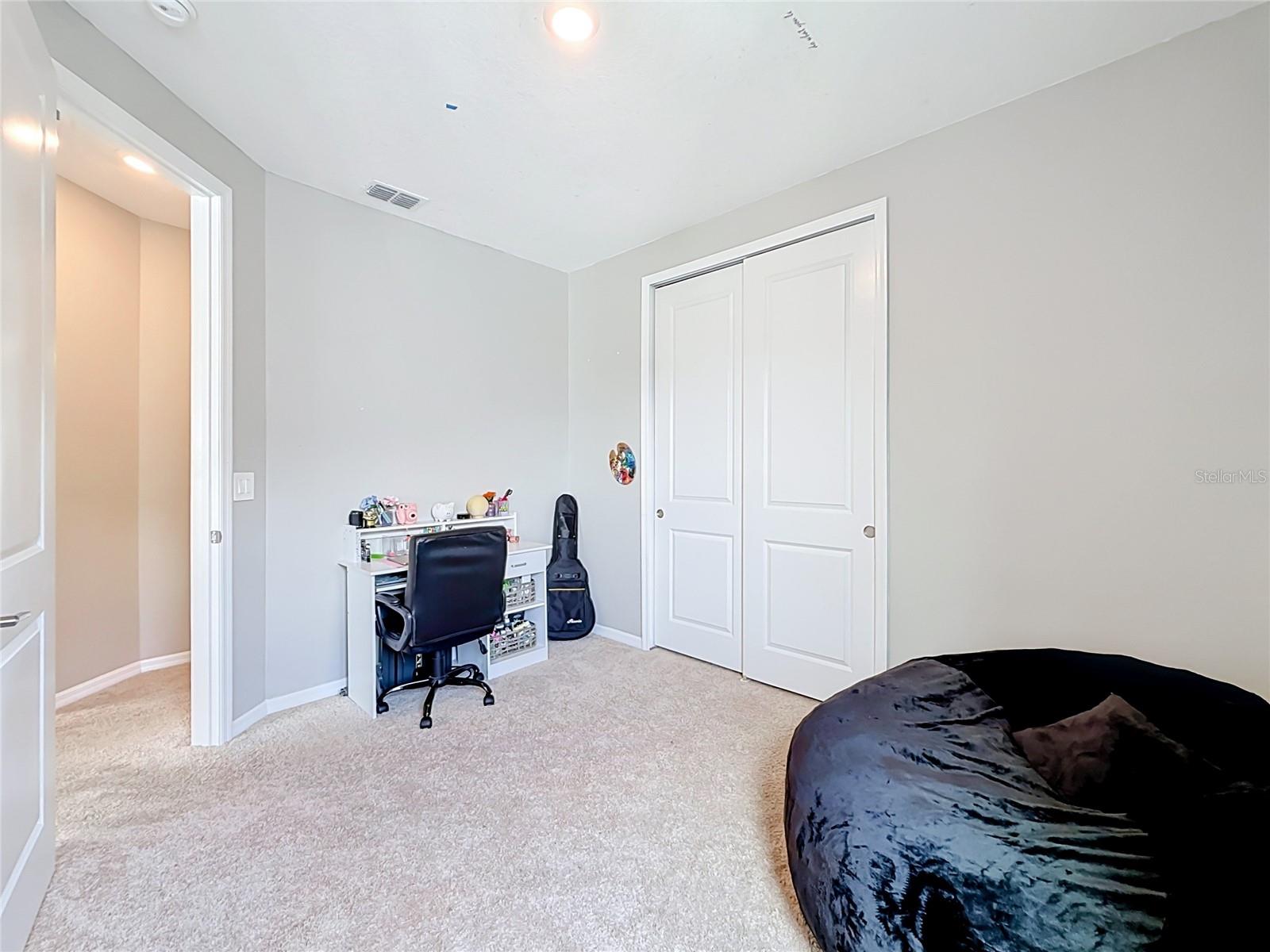 2854 High Pointe St Property Photo 33
