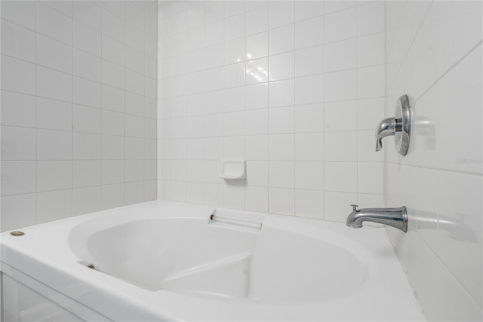 7677 Fitzclarence St Property Photo 30