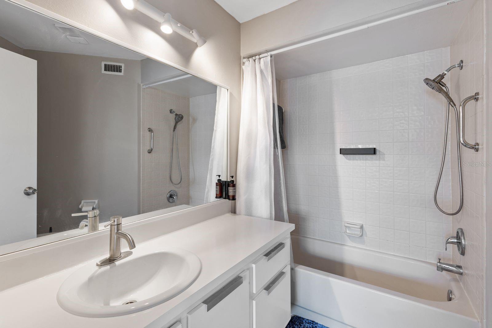 3793 Atrium Dr #l6 Property Photo 20