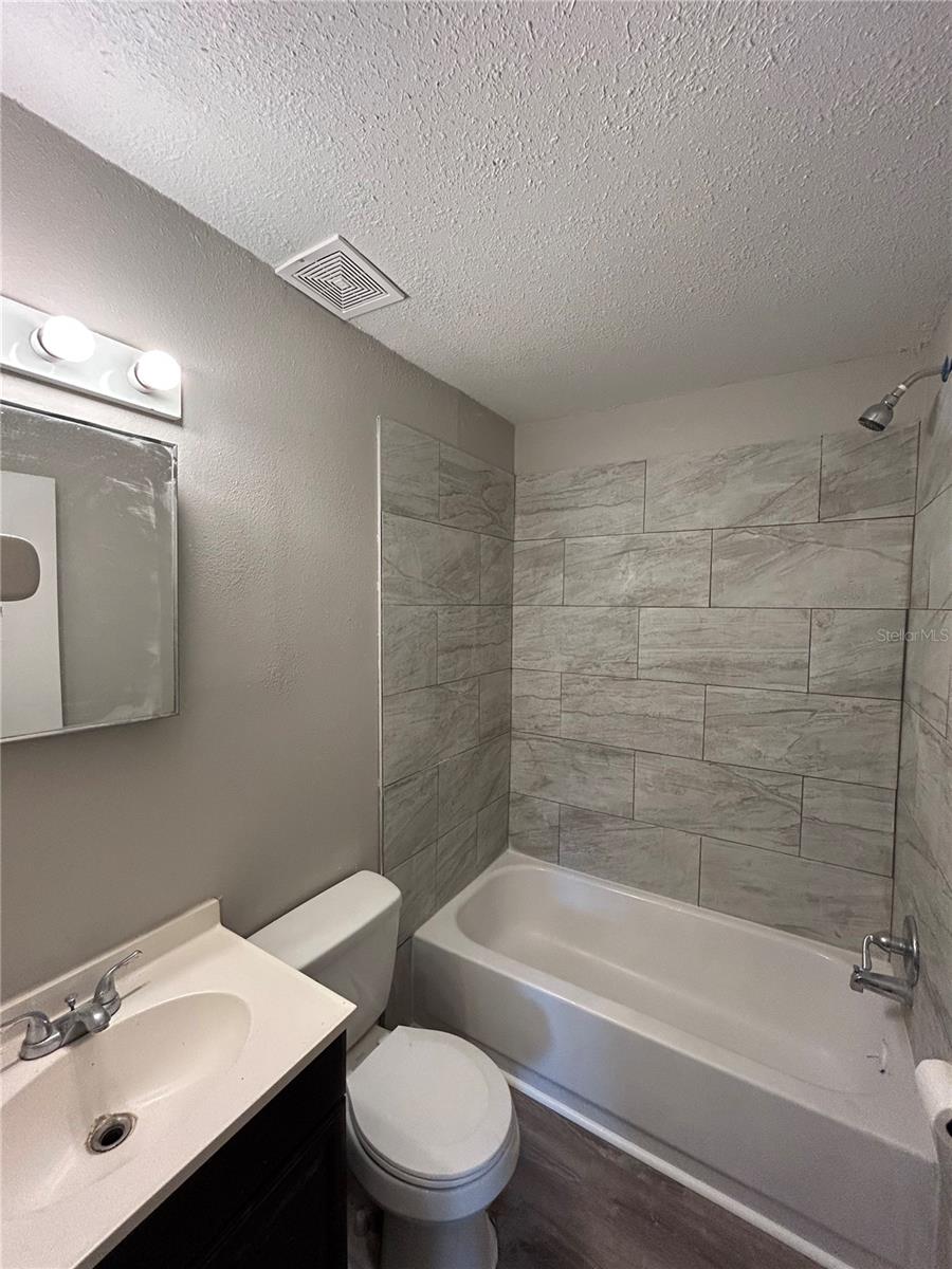 1484 32nd St Nw Property Photo 6