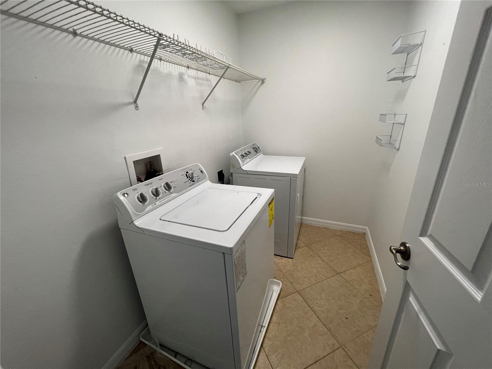 6526 Golden Dewdrop Trl Property Photo 18
