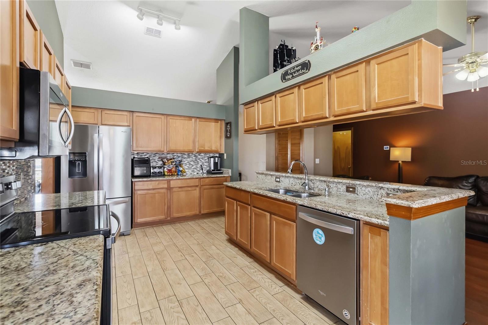 2207 Deata Ct Property Photo 14