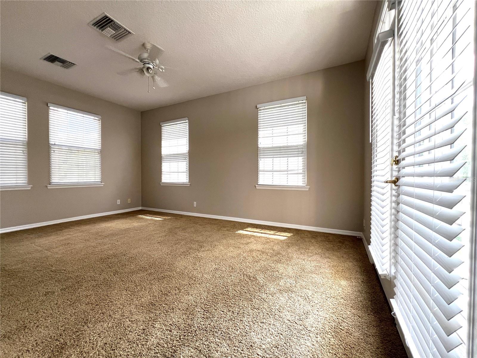 502 Greenbrier Ave Property Photo 17