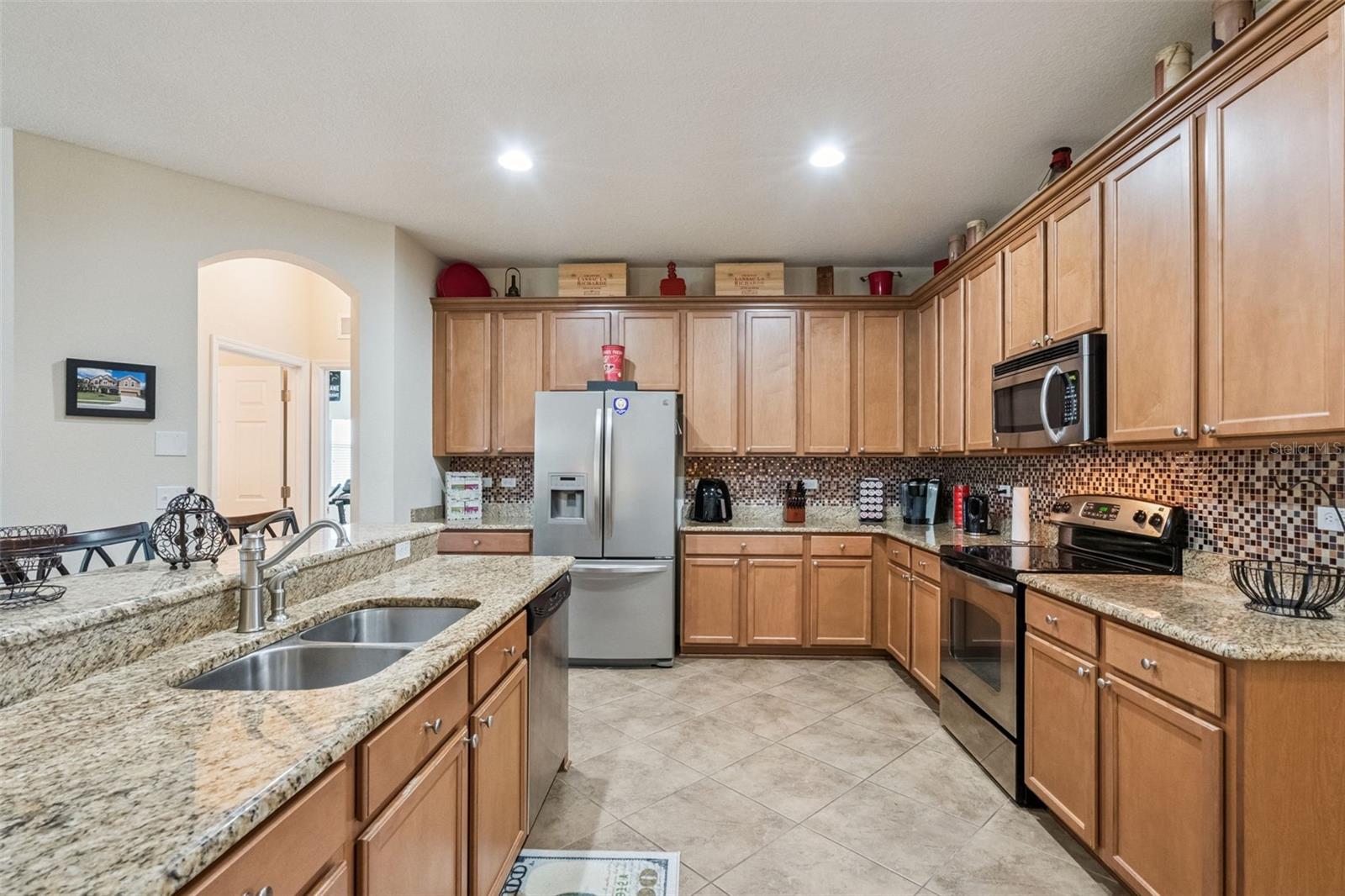11121 Lemay Dr Property Photo 16
