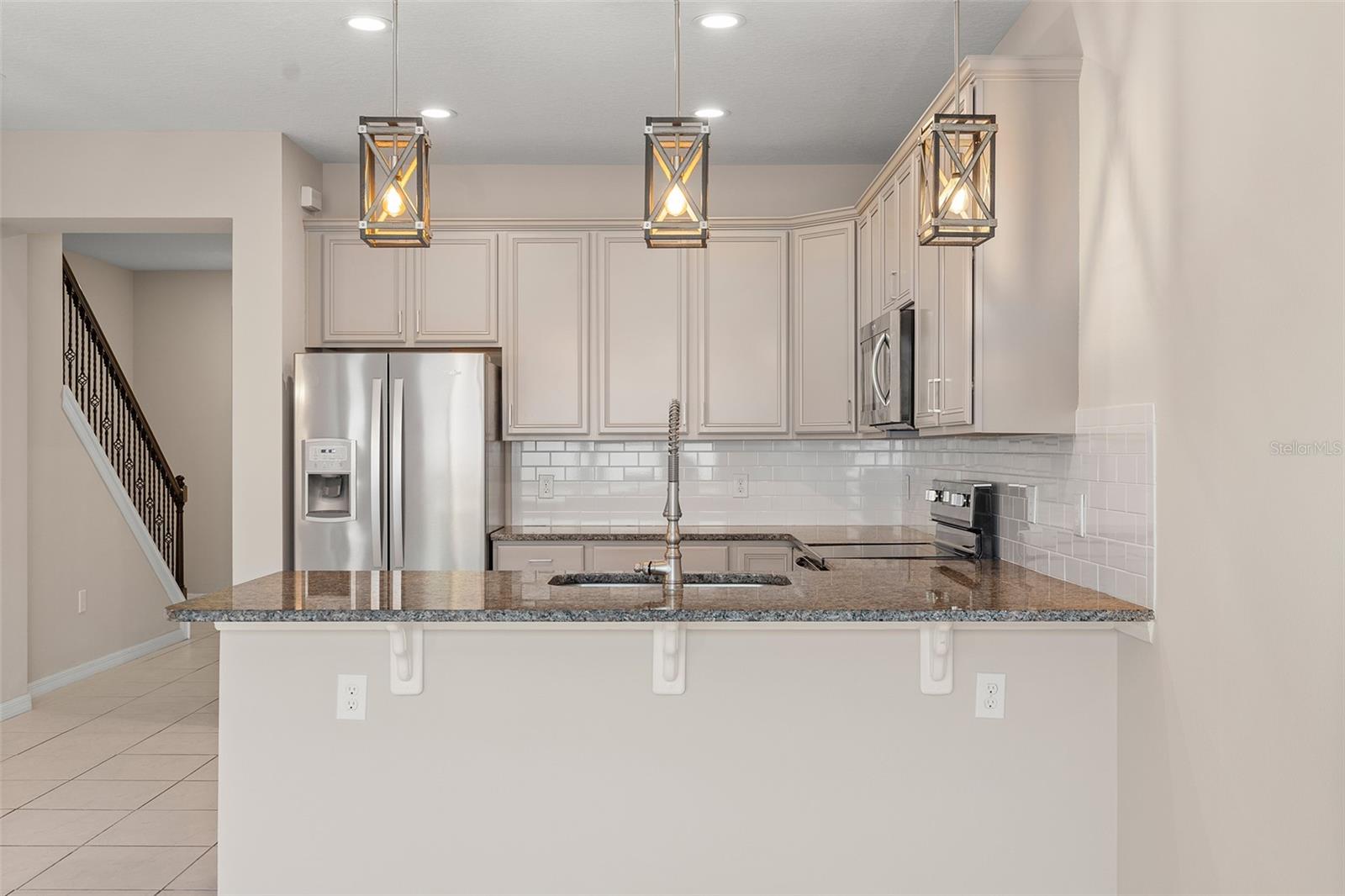 5046 Walker St Property Photo 11