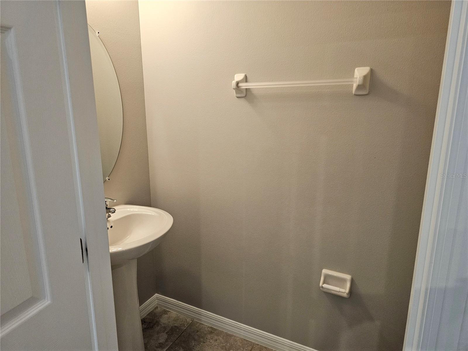 10548 Salt Grove St Property Photo 7