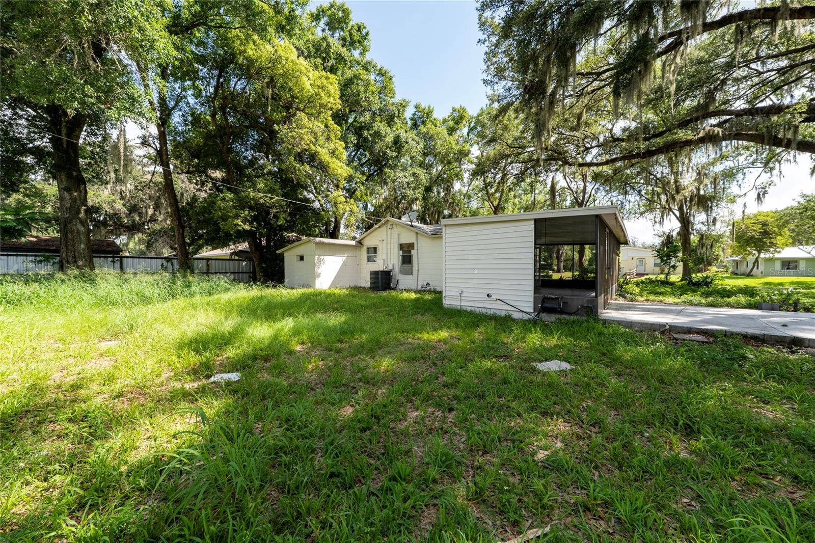 310 Cordova Rd Property Photo 26