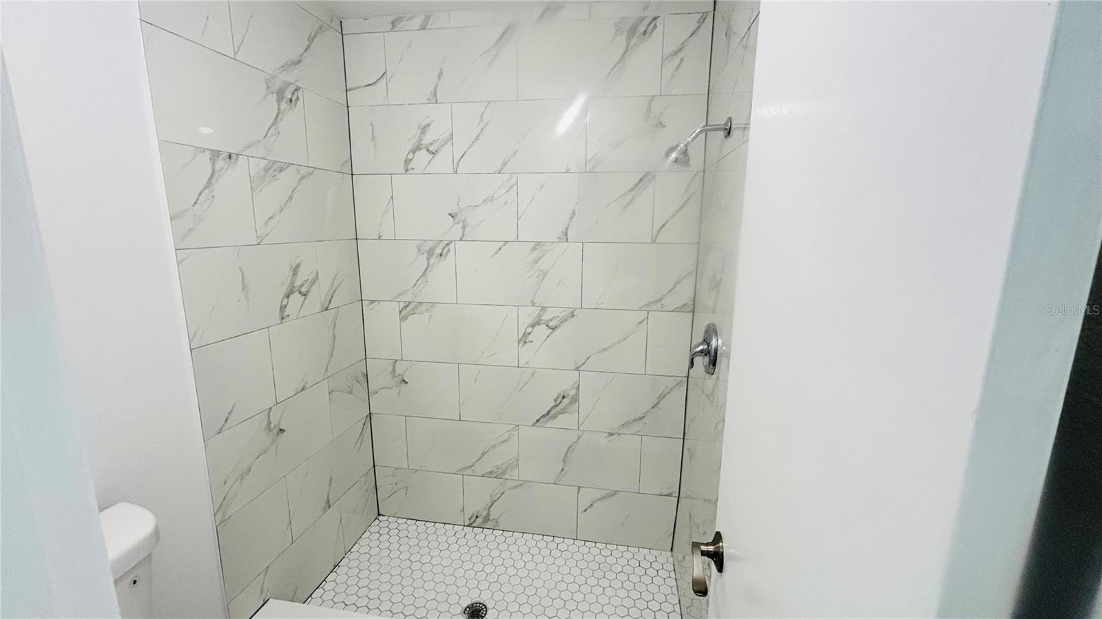 12121 Augusta Woods Cir Property Photo 15