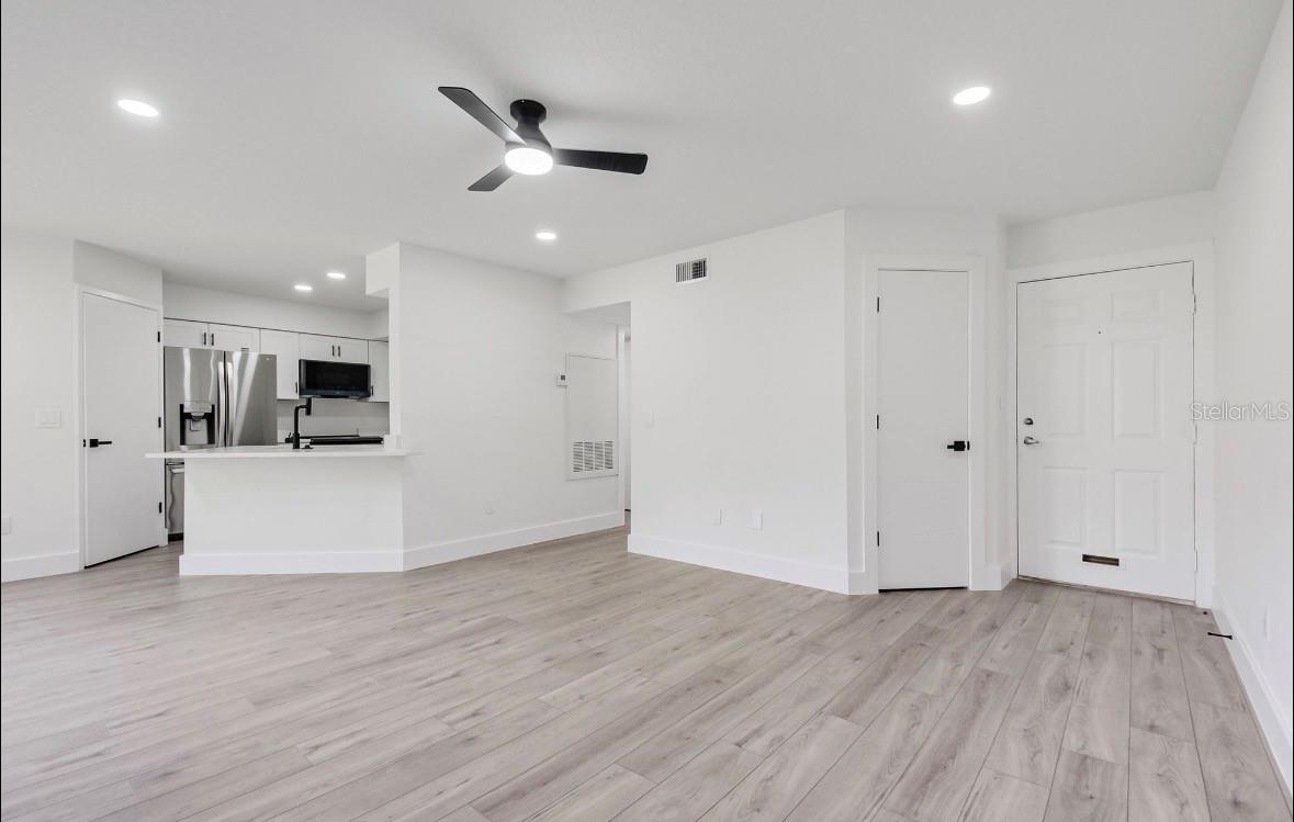 4613 Gate Pl #104 Property Photo 5
