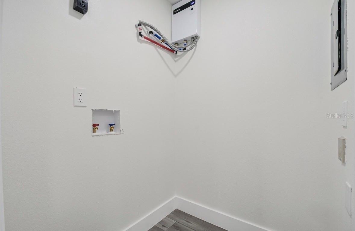 4613 Gate Pl #104 Property Photo 15