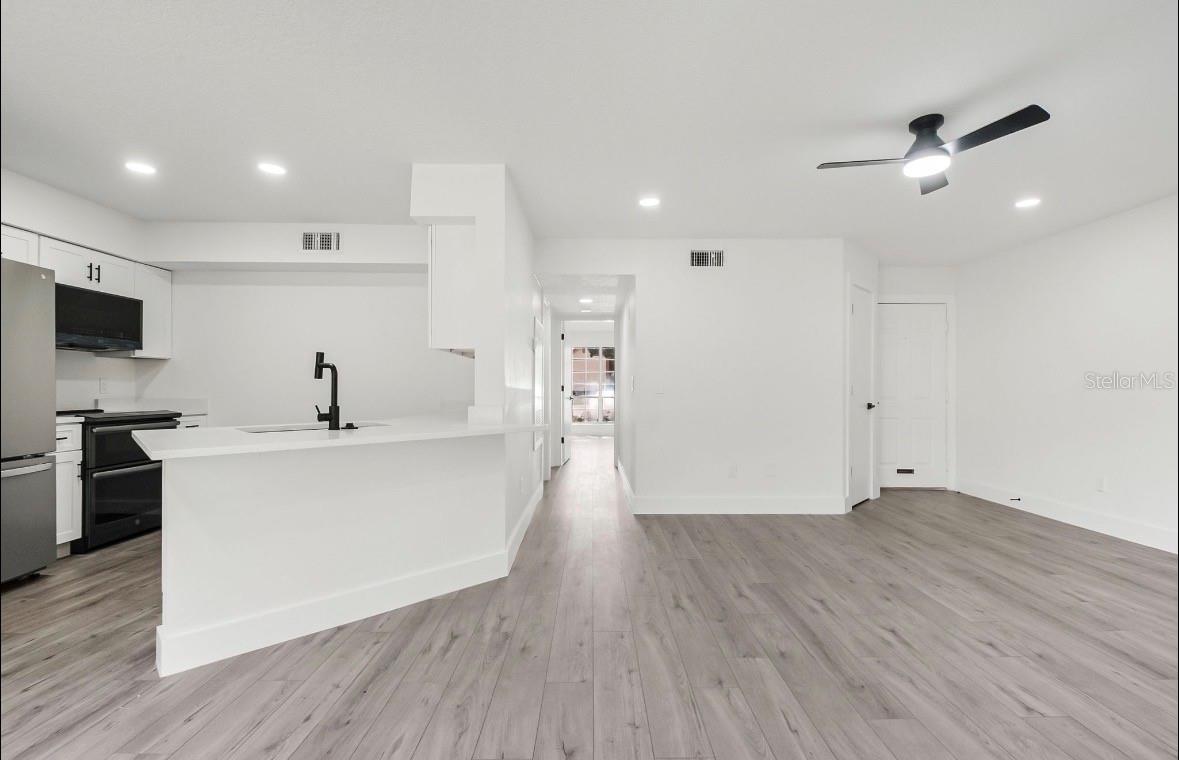 4613 Gate Pl #104 Property Photo 16