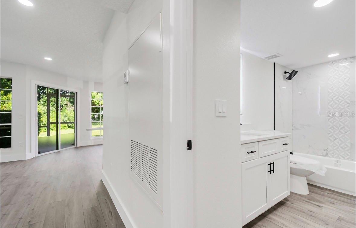 4613 Gate Pl #104 Property Photo 17