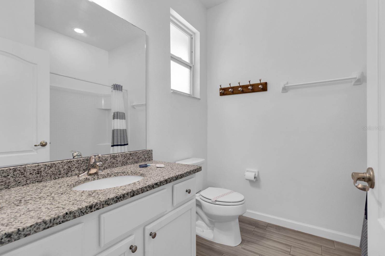 5248 Oakbourne Ave Property Photo 14