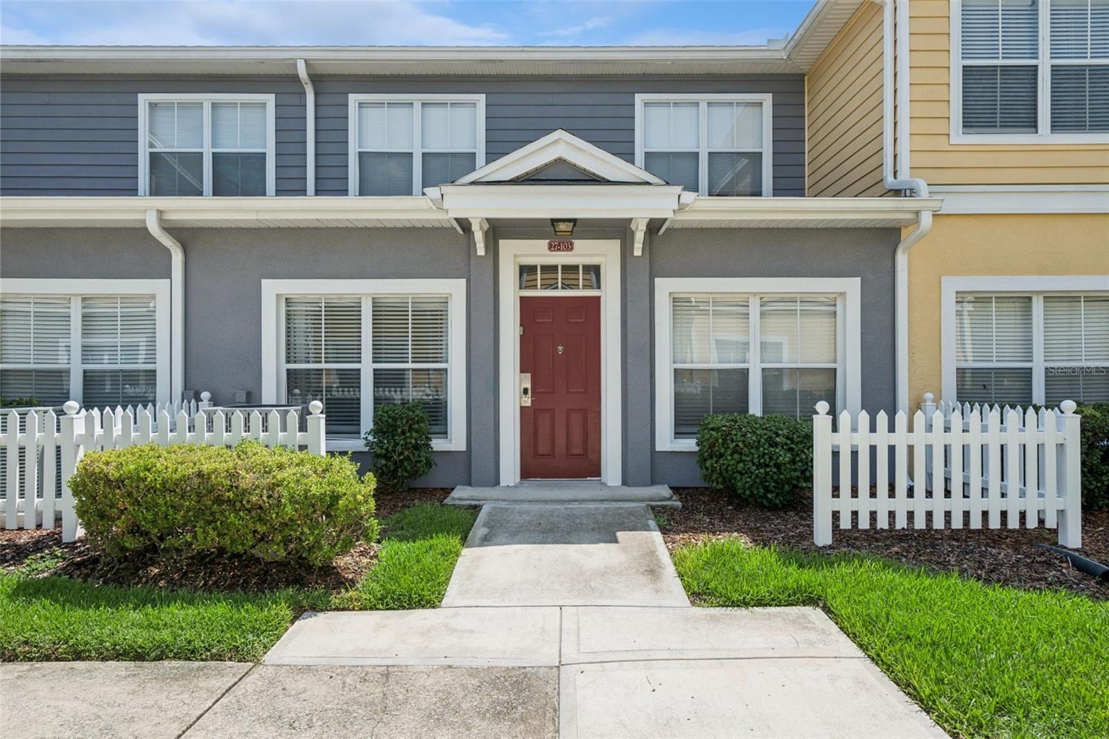 4560 YELLOWGOLD RD E #103