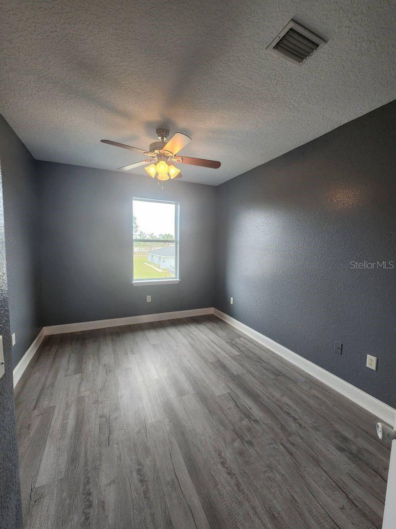 328 Dundee Dr Property Photo 14