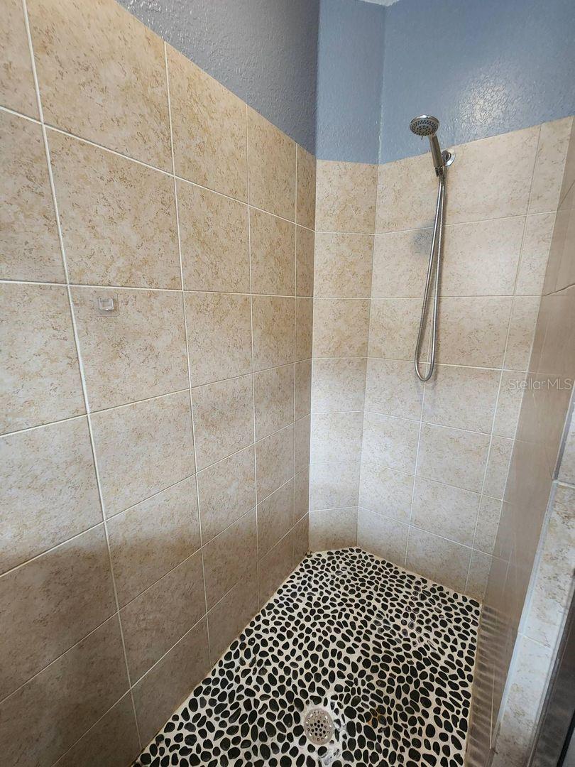328 Dundee Dr Property Photo 30