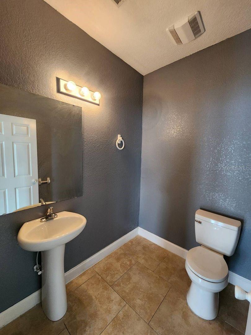 328 Dundee Dr Property Photo 53