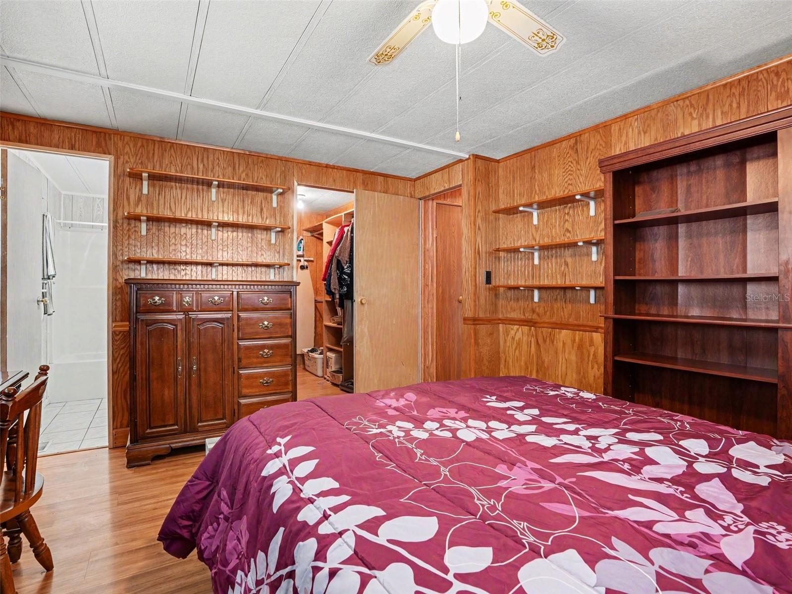 116 Pine Ter Property Photo 16