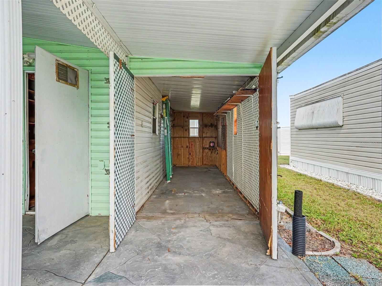 116 Pine Ter Property Photo 20