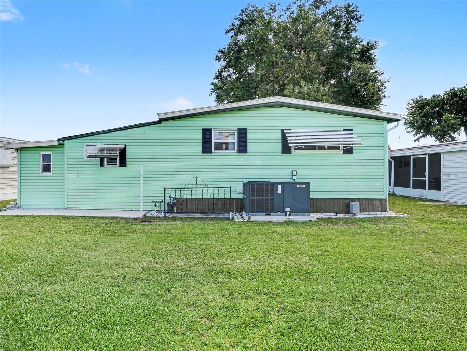 116 Pine Ter Property Photo 24