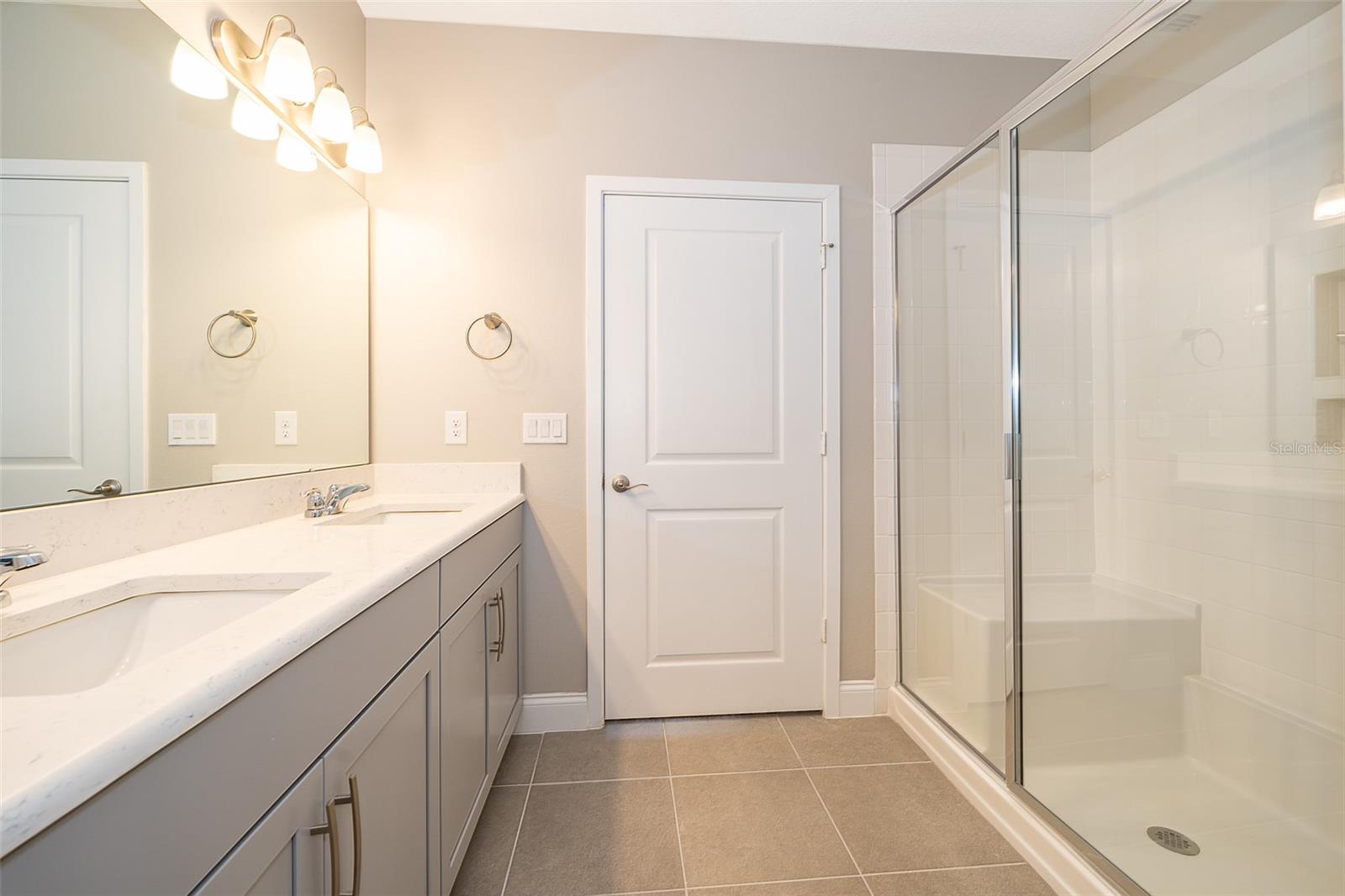 7521 Laureate Blvd #5208 Property Photo 23