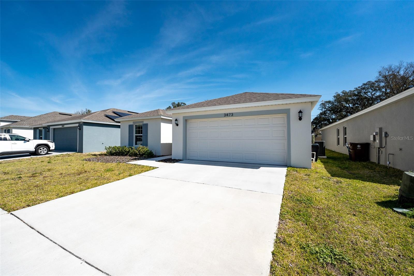 3473 Yarian Dr Property Photo 2