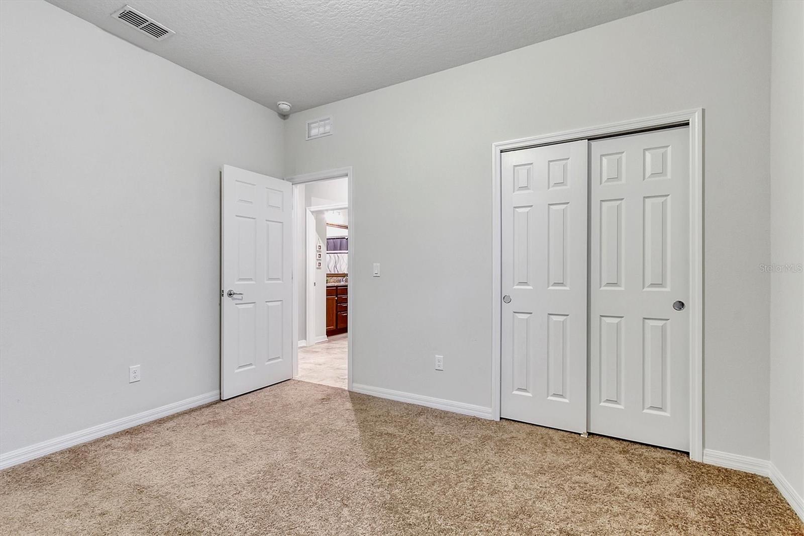 5611 Barletta Dr Property Photo 35