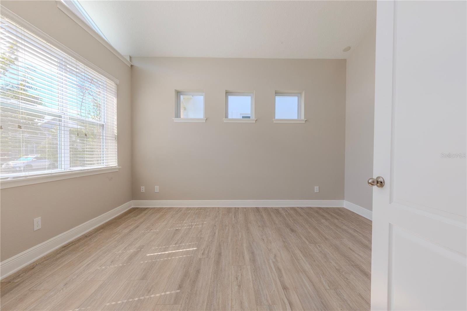 9233 Smithies St Property Photo 18