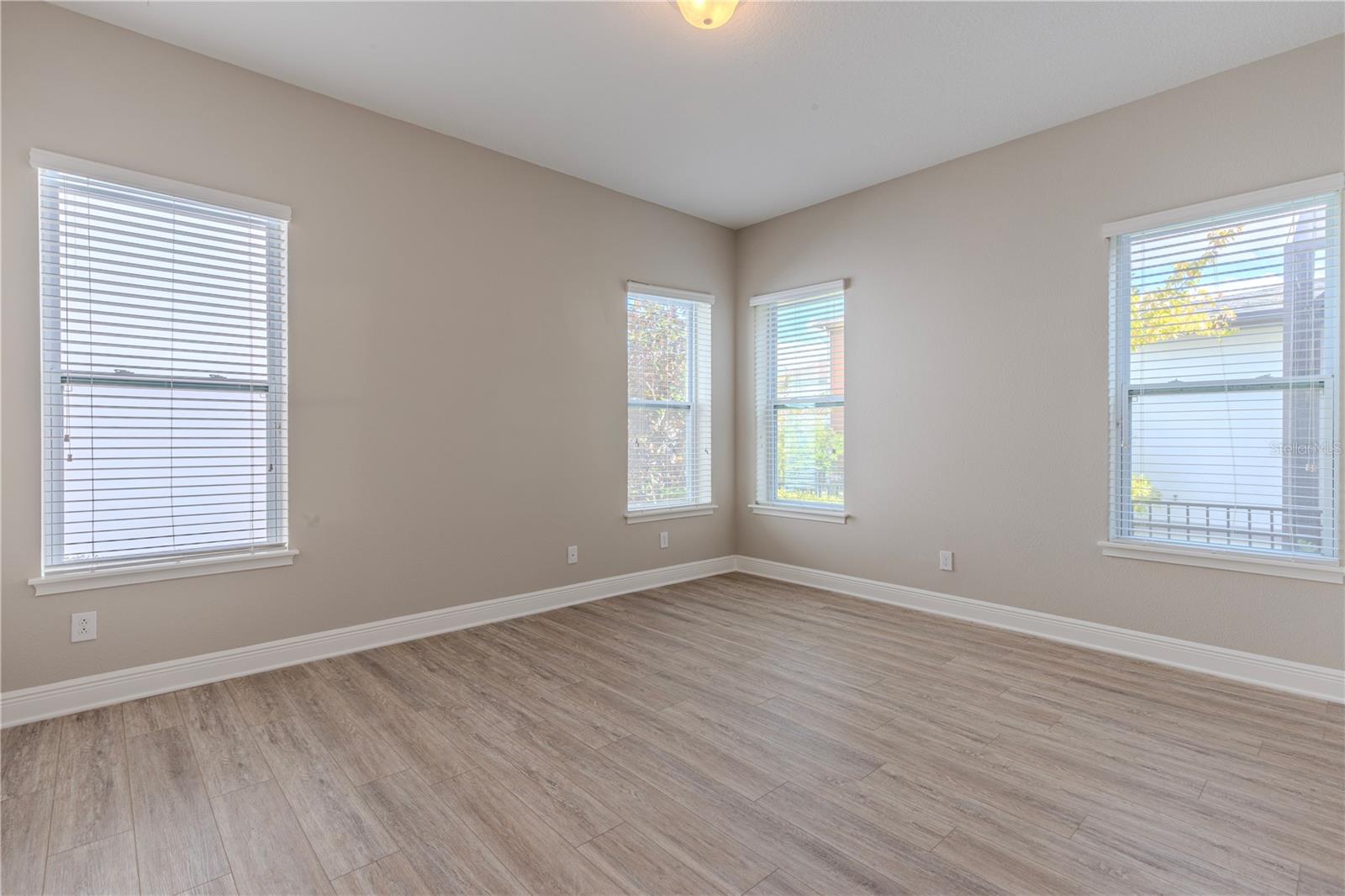 9233 Smithies St Property Photo 20