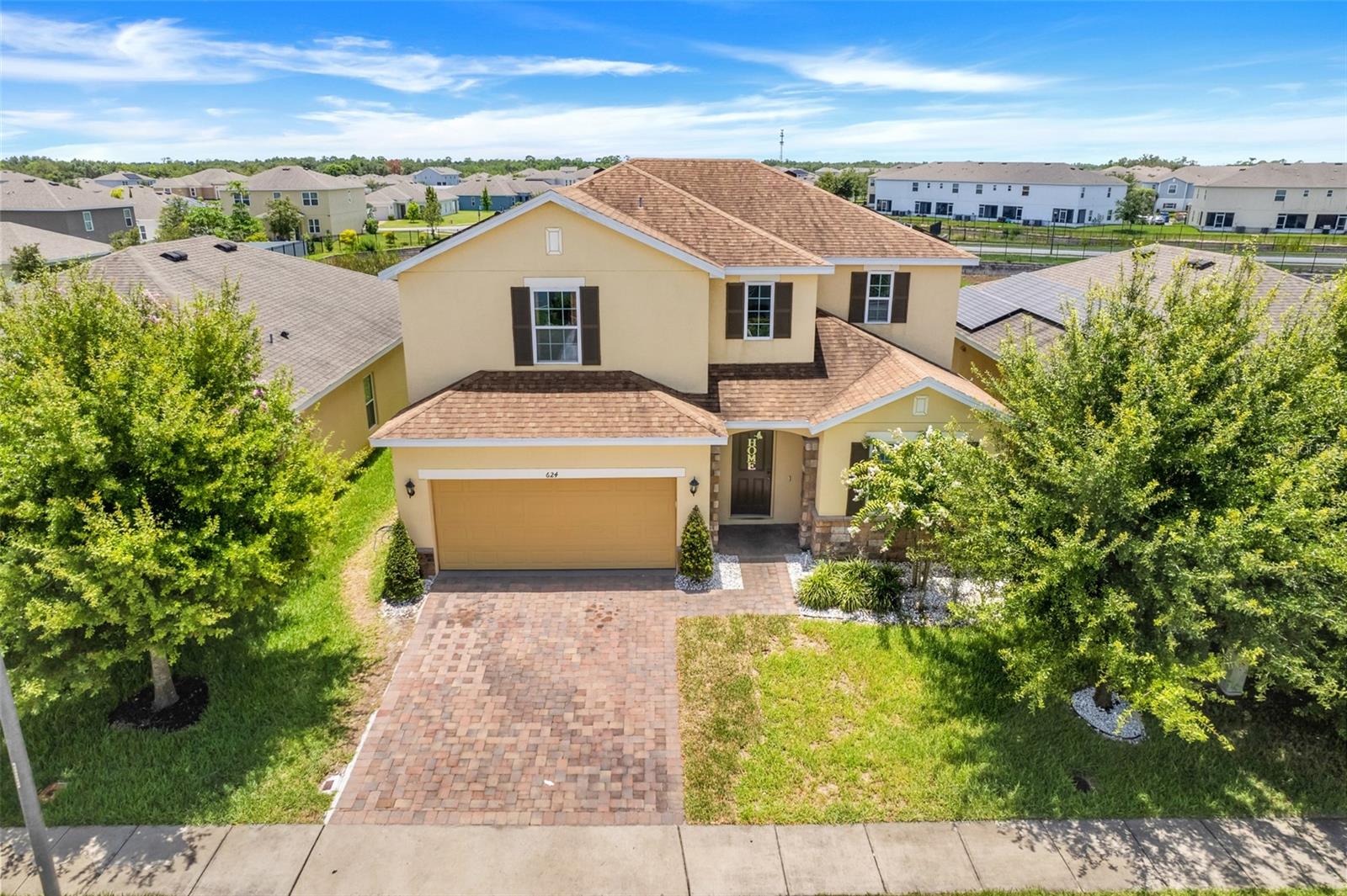 624 SARDINIA CIR