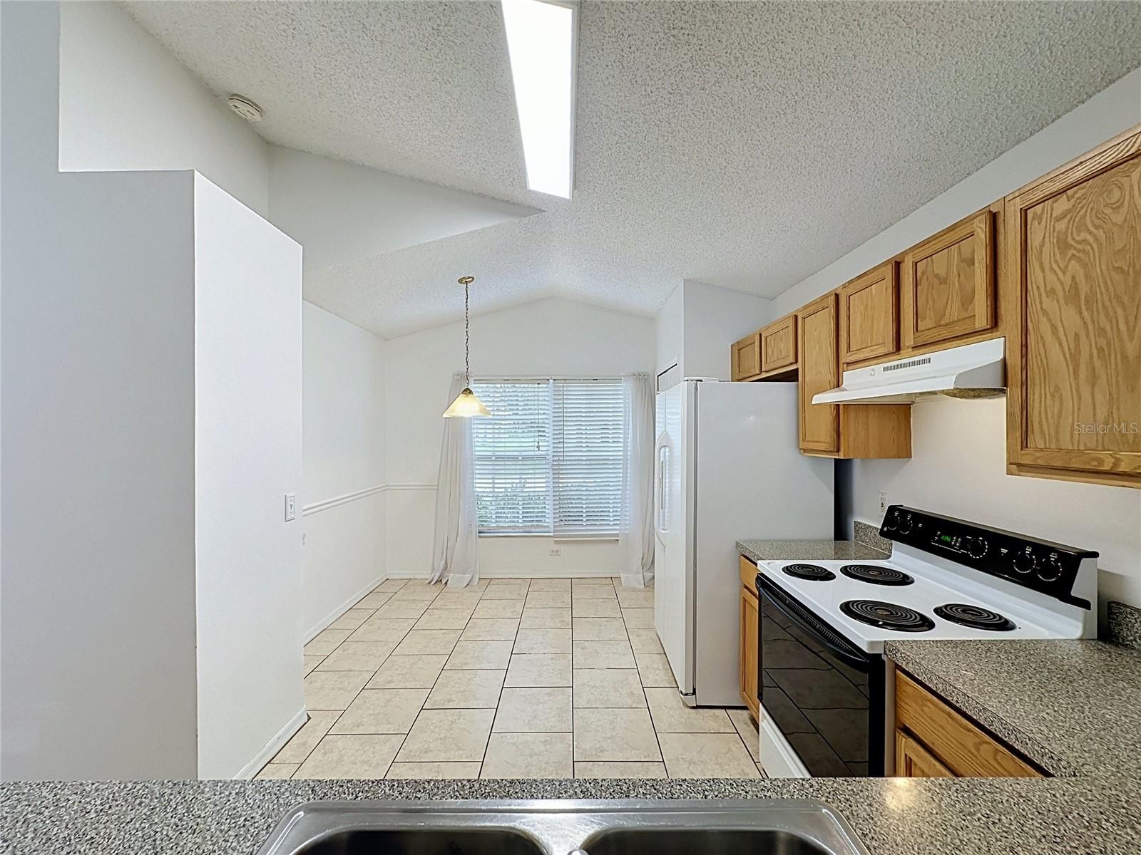 659 Durango Loop St Property Photo 7