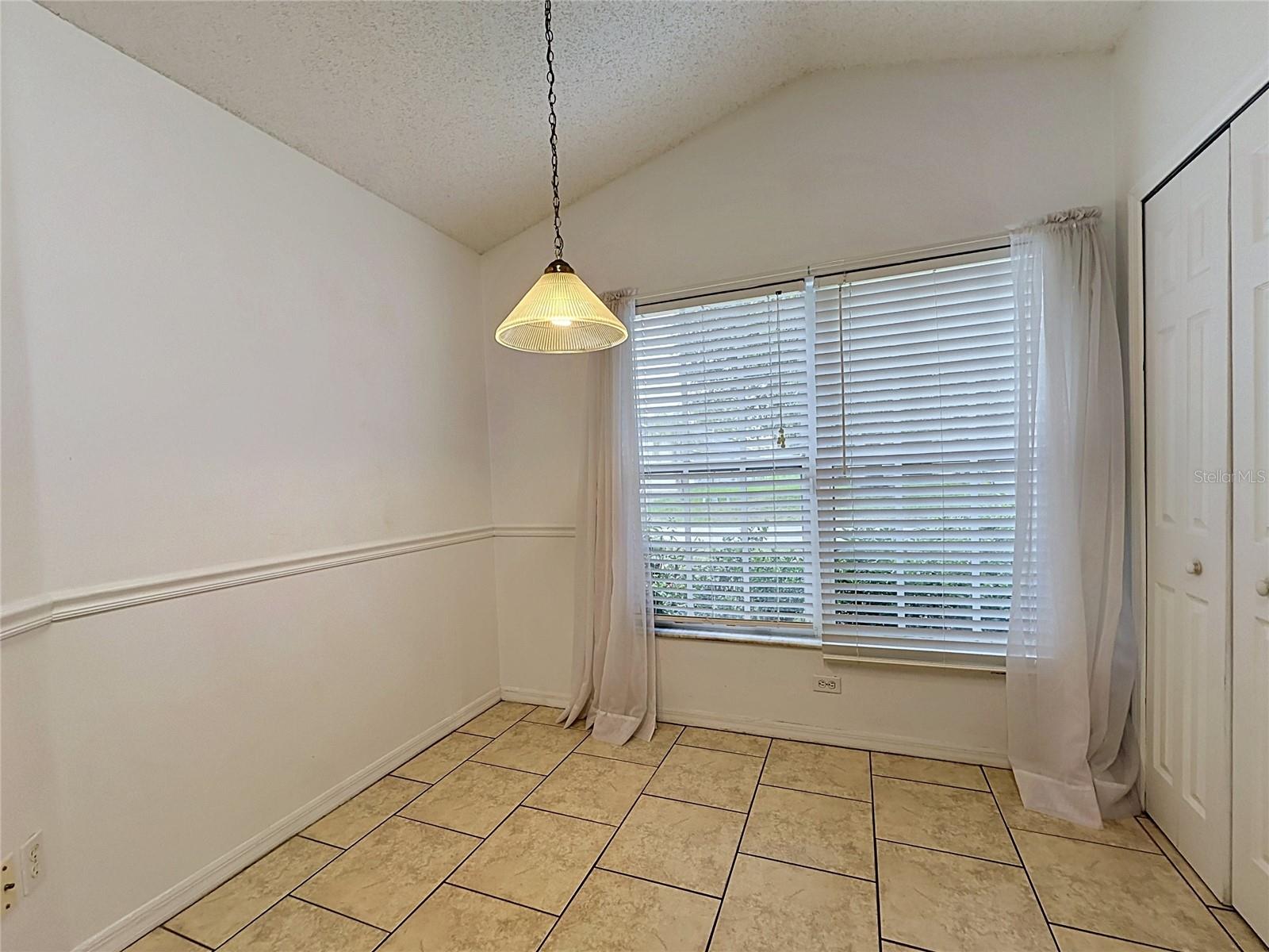 659 Durango Loop St Property Photo 8