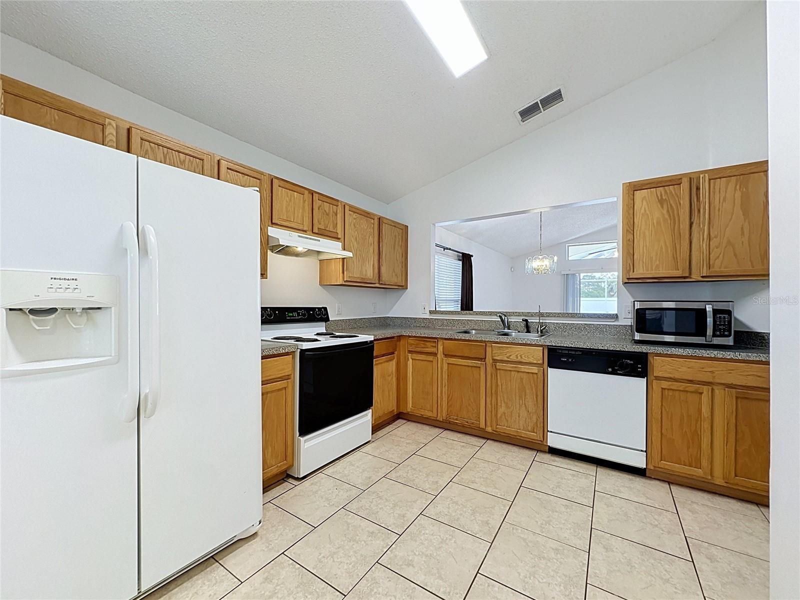 659 Durango Loop St Property Photo 10