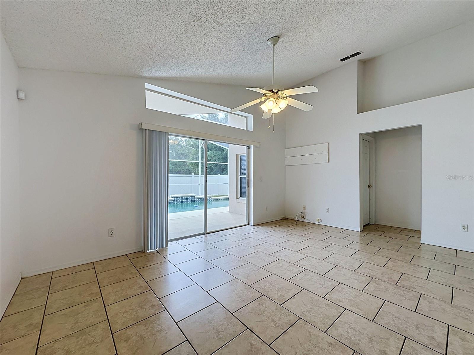 659 Durango Loop St Property Photo 21