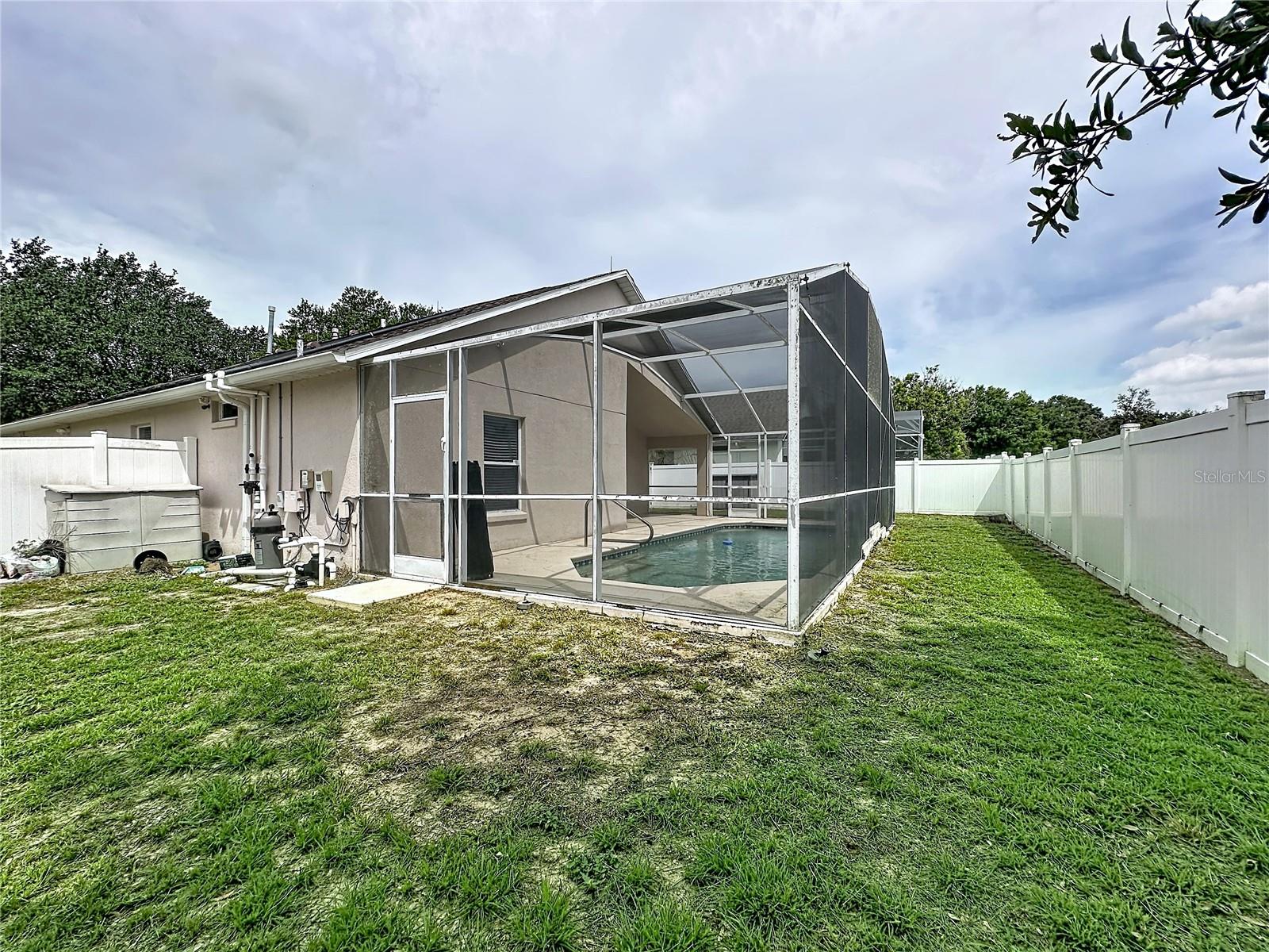 659 Durango Loop St Property Photo 44