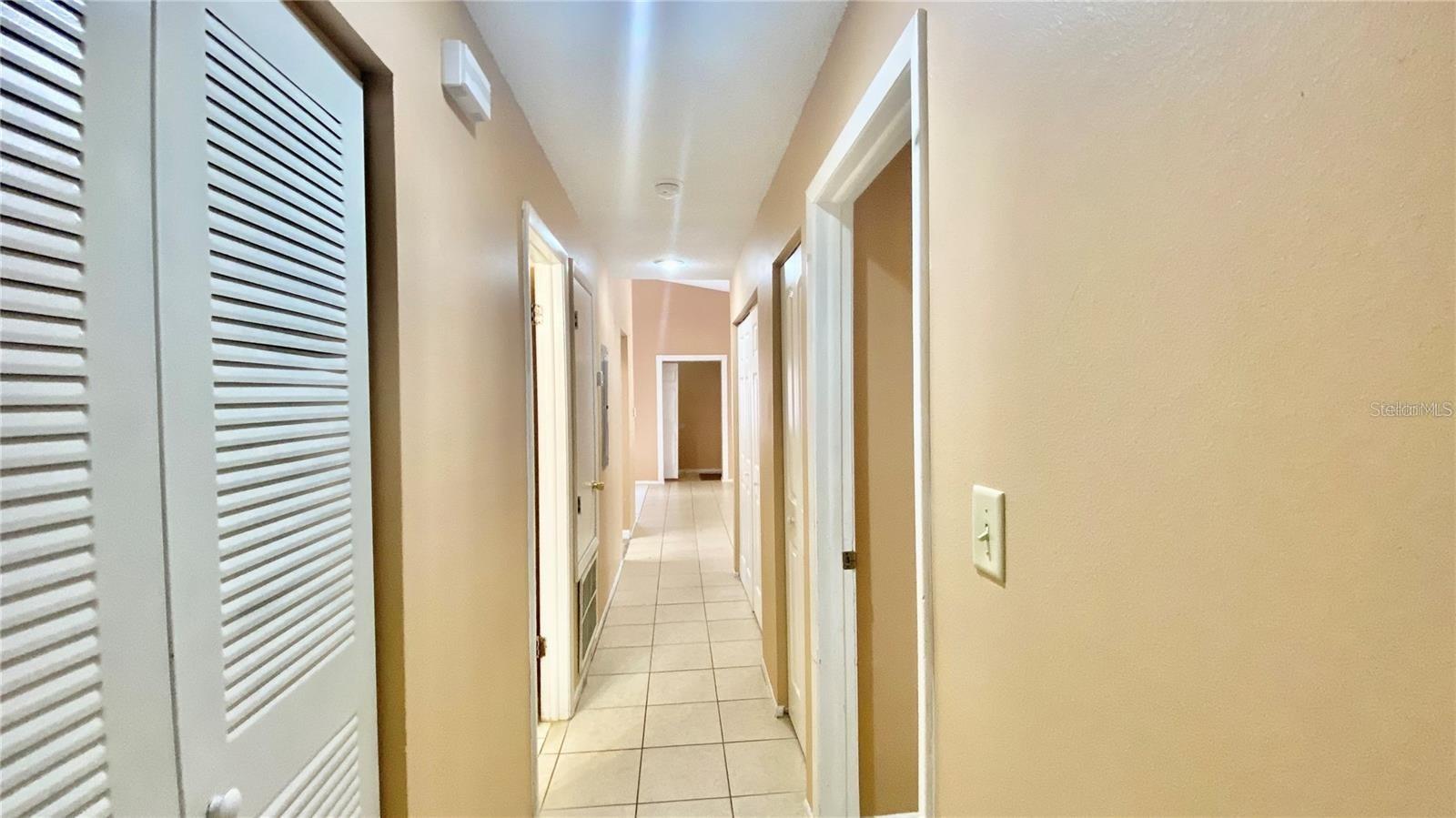 2528 Citrus Club Ln #206 Property Photo 14
